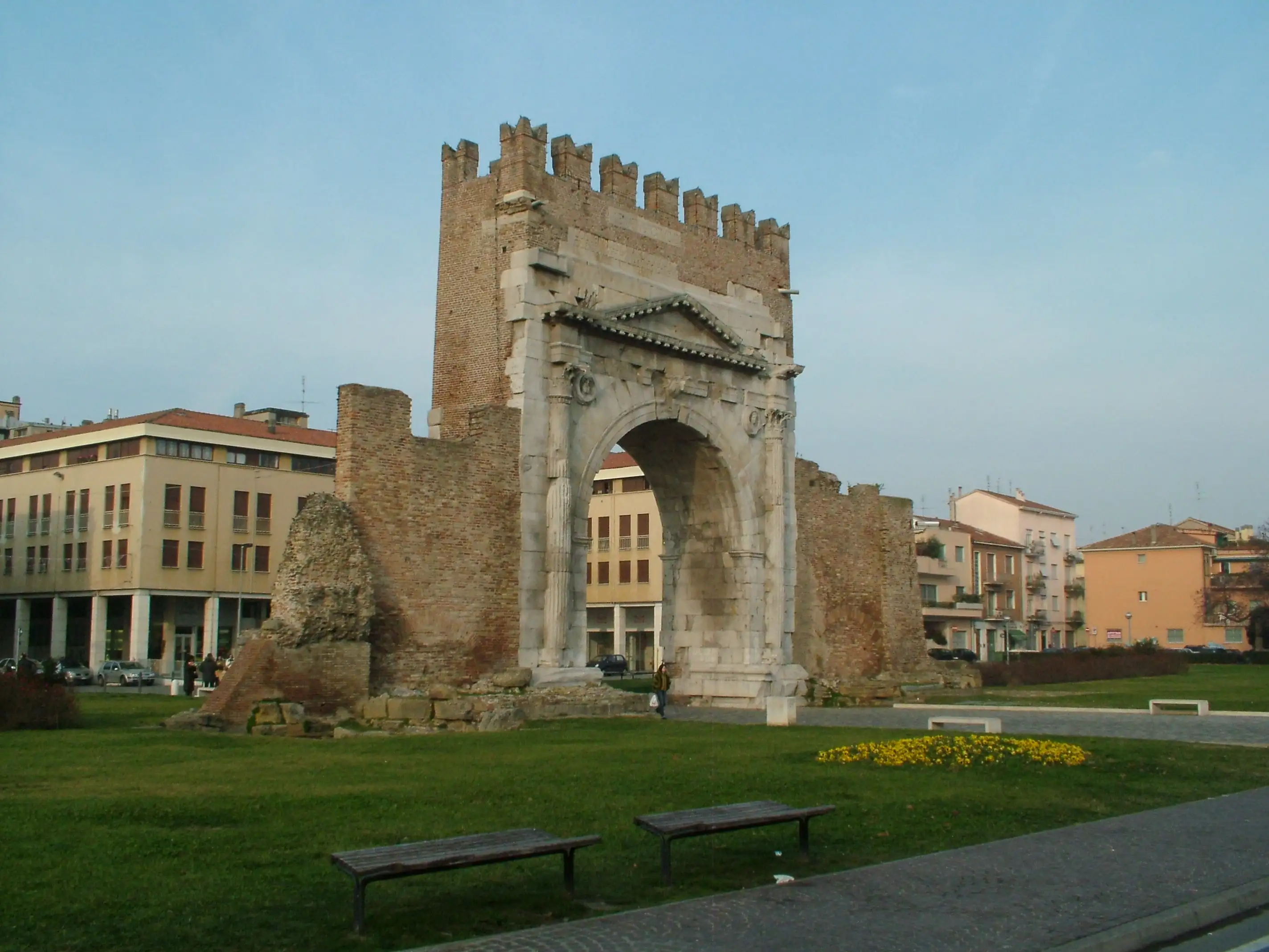 Arco di Augusto