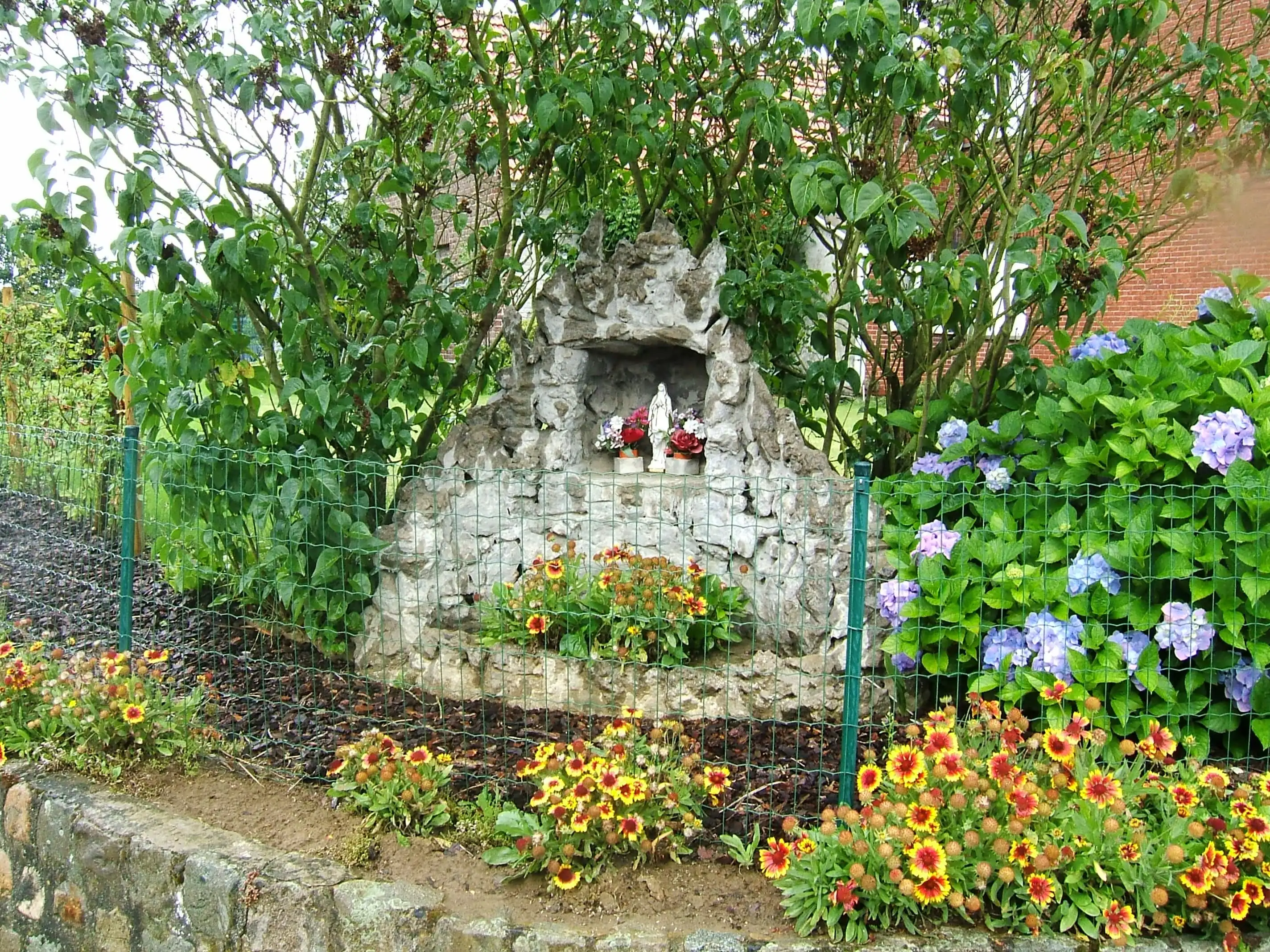 Chapel, hageland