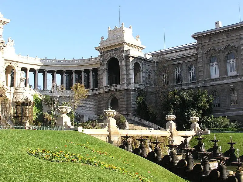 Front of the Palais Longchamps in Marseille - Natural Historiy Museum