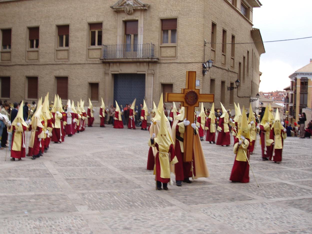 Huesca. Semana Santa. Plaza de la Catedral.