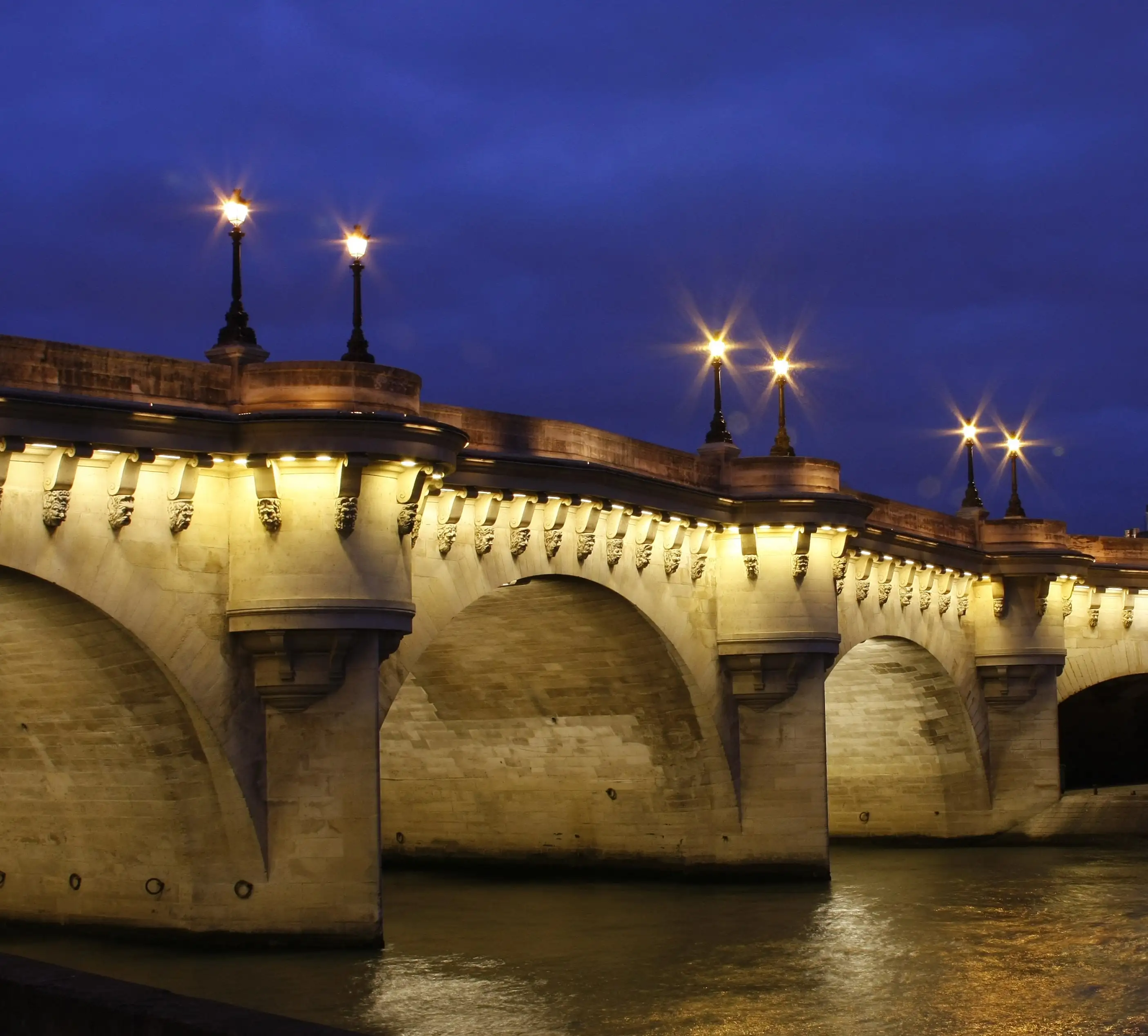 Pont neuf la nuit