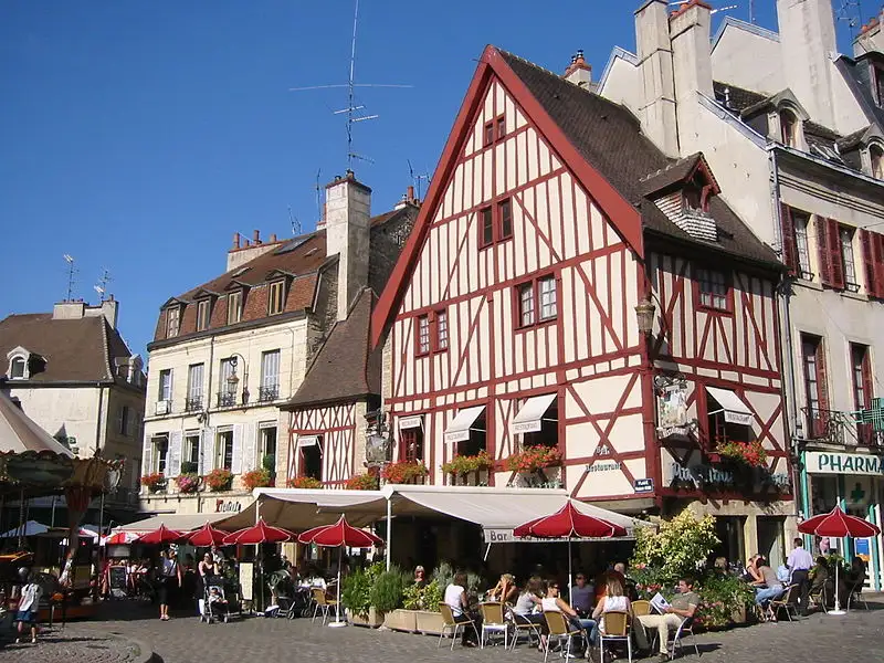 Restaurants, Place Francois Rude Dijon