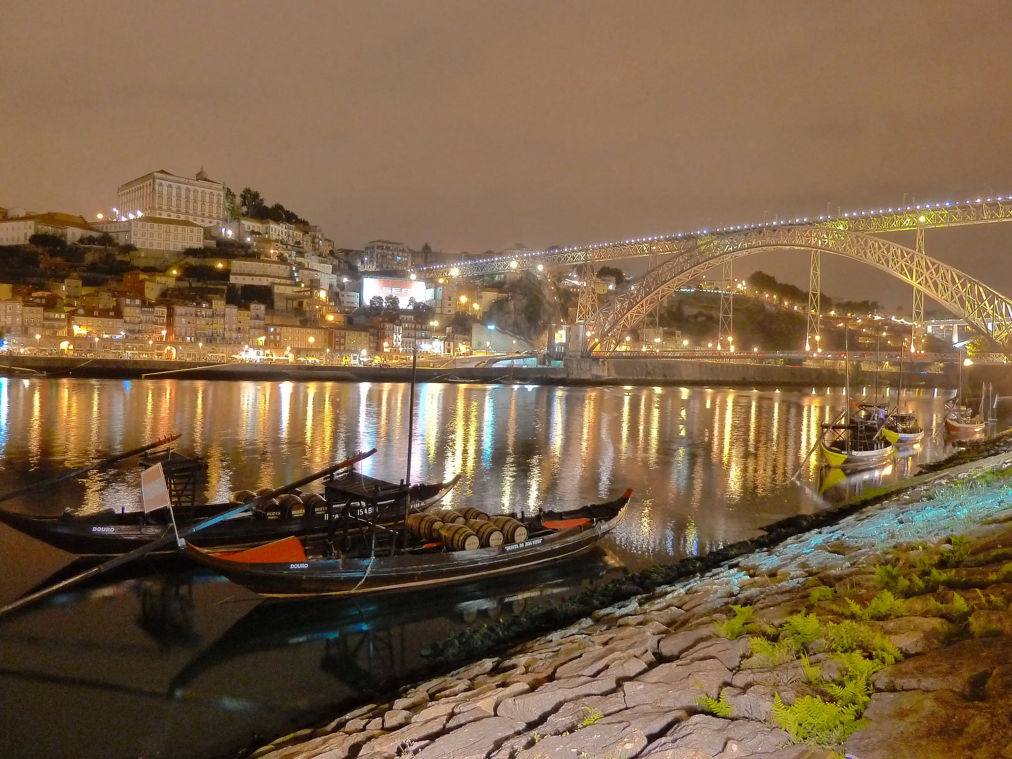 Ribeira à meia noite