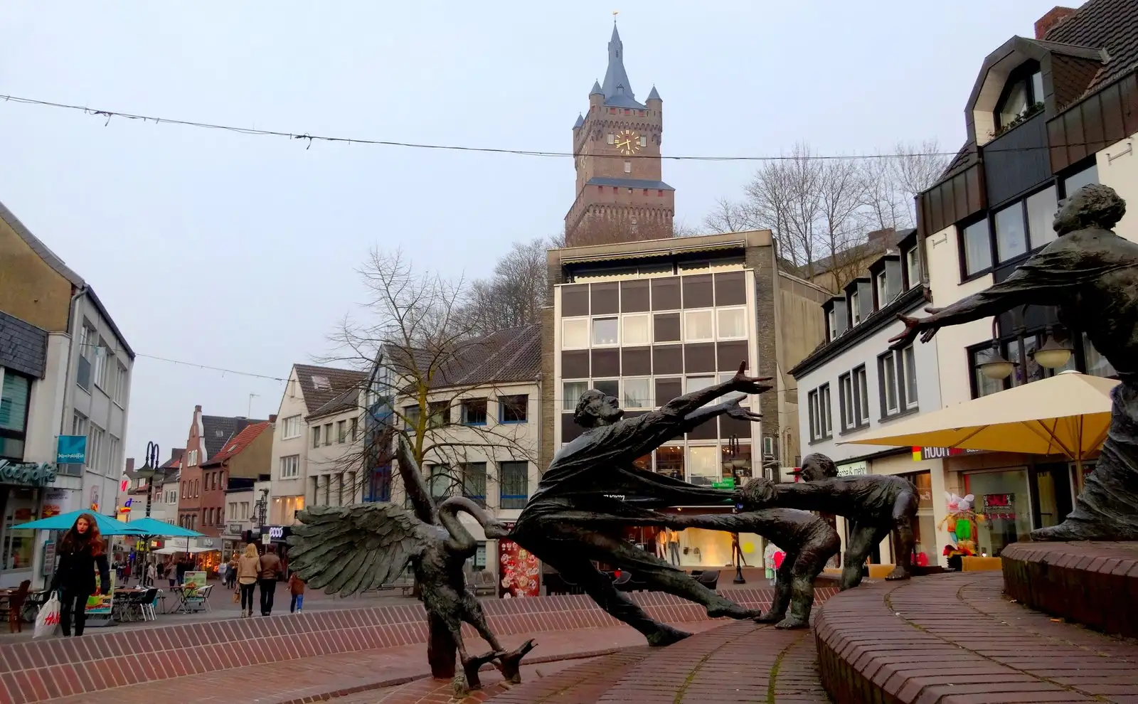 Sprookjes beelden centrum Kleve Kleef