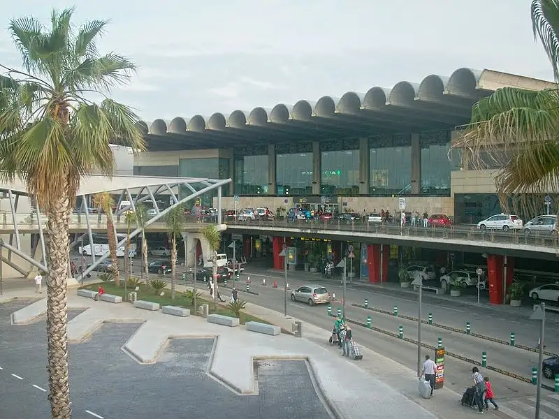 aeropuerto de valencia 
