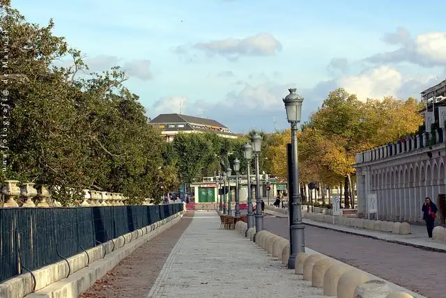 Aranjuez, la tarde cayendo está