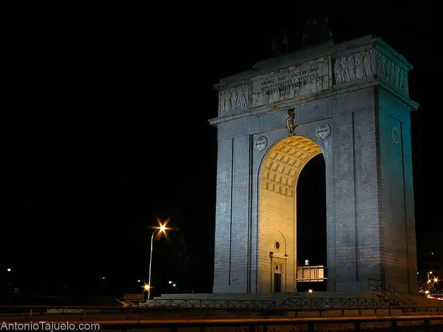 Arco de la Victoria