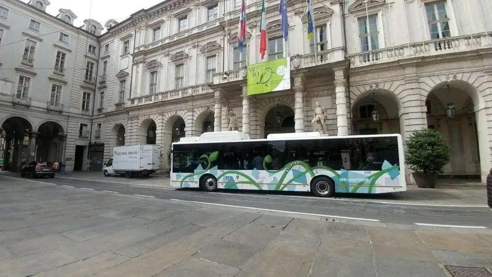 Accesso bus e pullman o pulmini alla ZTL