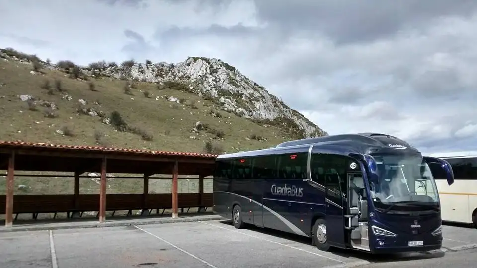 CuadraBus Autocar estándar 43