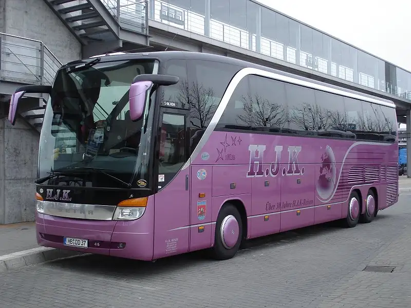 Flughafentransport von H.J.K. Reisen 