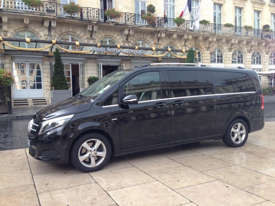 Hire a 7 seater Microbus (Mercedes Class V 2017) from Atout.Vtc.Bordeaux in Bordeaux 