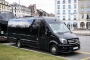 Alquila un 6 asiento Minivan (Mercedes V Class 2021) de GT City Chauffeurs en London 