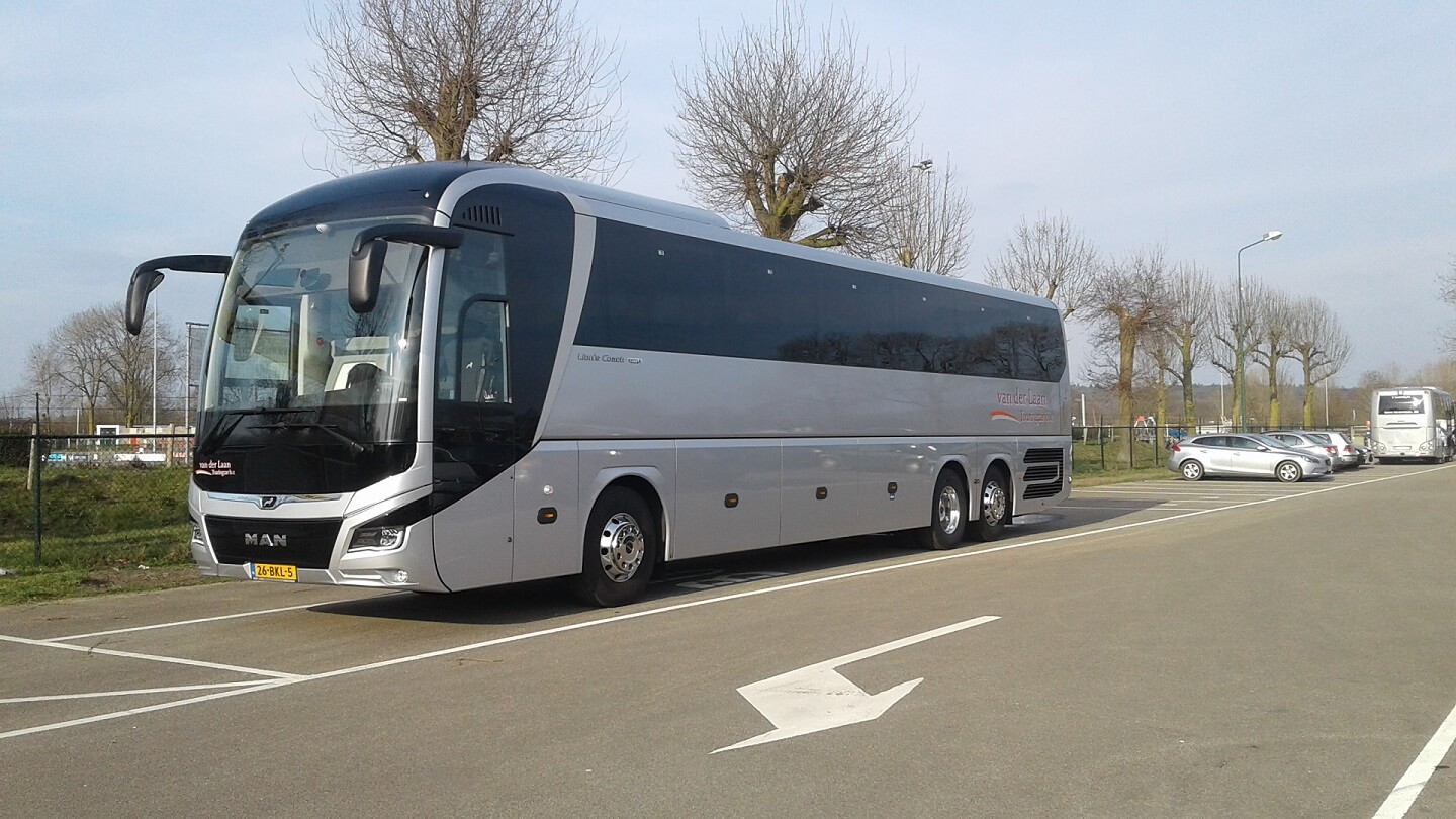 Huur een 64 seater Standaard Bus -Touringcar (MAN LION'S COACH L 2020) van Van der Laan Touringcar B.V. in Nieuwkoop 