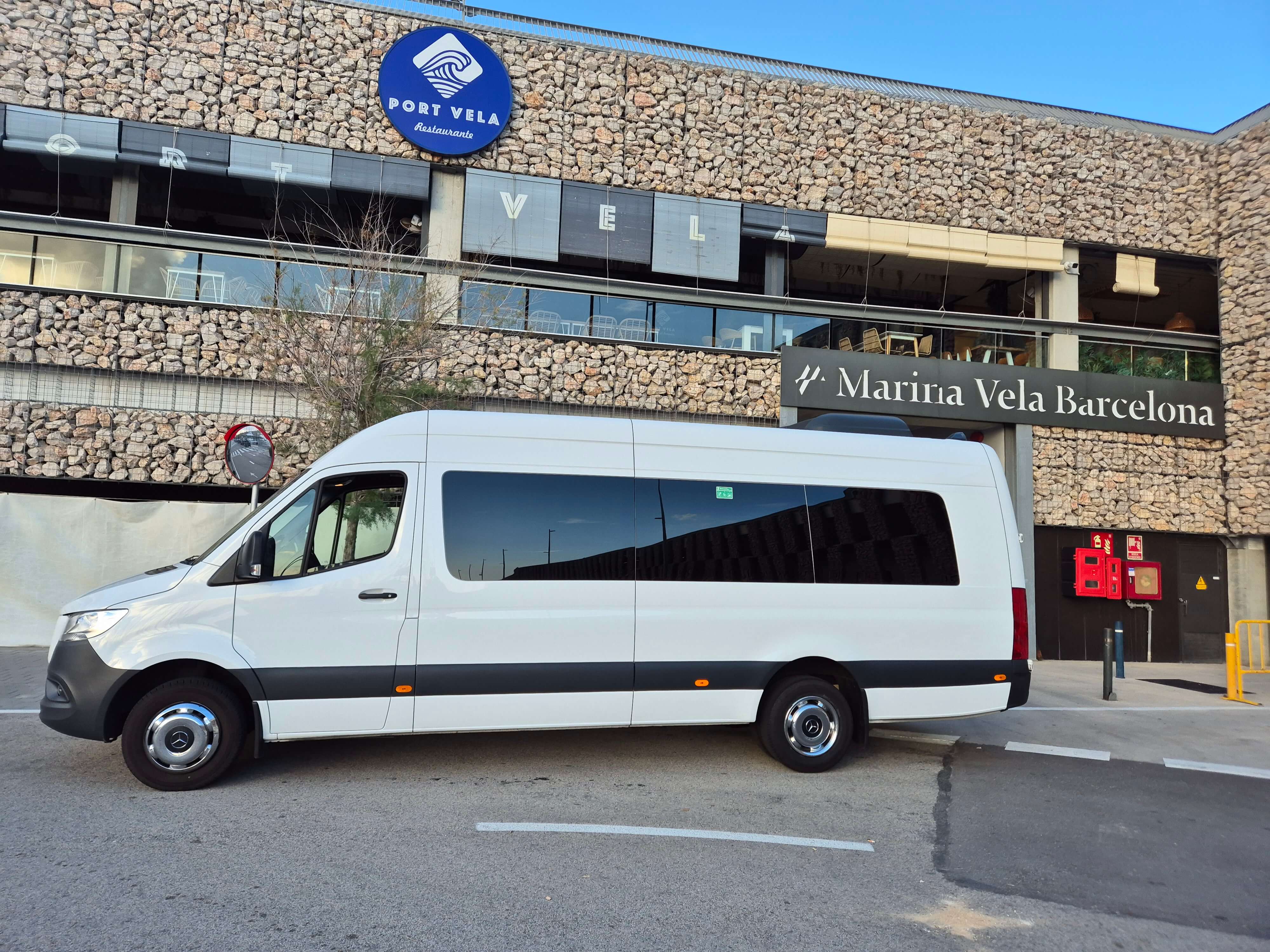 Hire a 16 seater Minibus  (Mercedes Sprinter Sprinter 2024) from Atif Kamran in Barcelona 