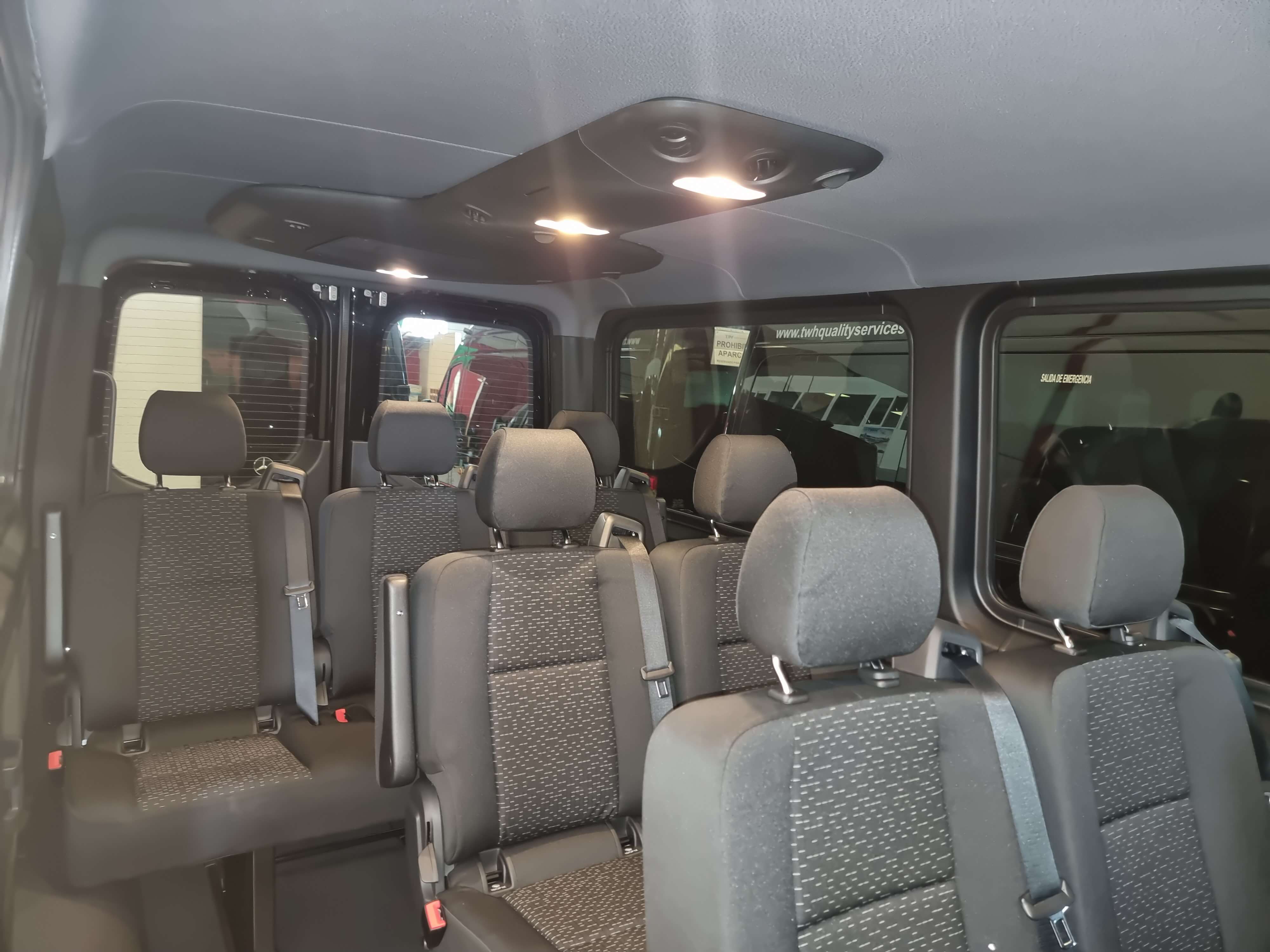 Alquile un Minibús de 8 plazas MERCEDES BENZ SPRINTER 2025) de TWH QUALITY SERVICES S.L de Murcia 