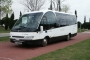 Noleggia un 30 posti a sedere Midibus ( Autocar algo más pequeño que el estándar 2006) da Minivips a Barcelona 