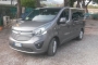 Noleggia un 8 posti a sedere Minibus  (Opel Vivaro 2015) da City Touring a San Remo  