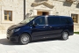Alquila un 8 asiento Minivan (mercedes v 2014) de TRANCHE LUXURY CARS en Leon 