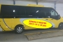 Alquila un 18 asiento Minibús (Renault Master 2013) de Busfacil Spain, s.l.u. en Malaga 