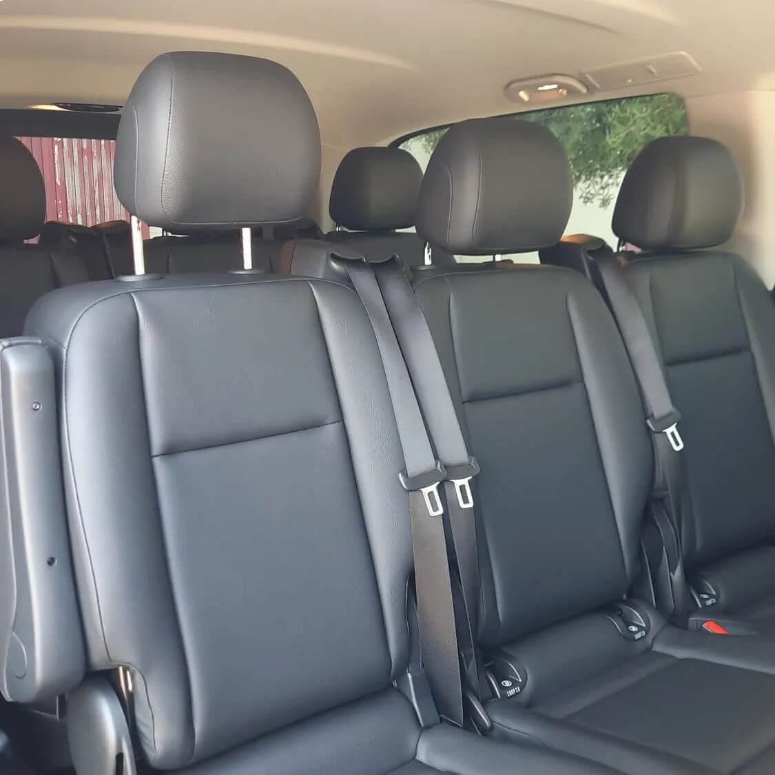 Huur een MPV - Minivan (MERCEDES SPRINTER 2017) met 8 stoelen van ADM BUS uit Los Montesinos 