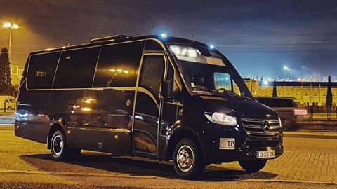 Hire a 6 seater Minivan (Mercedes V-Class 2018) from Amiroad - Luxury Transports in Lisboa 