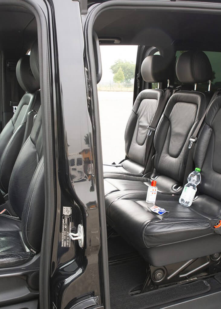Rent a 7 seater Minivan (Mercedes CLASS V 2017) from bTOUR SRL from Pistrino 