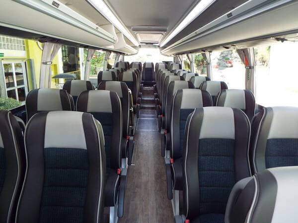 Rent a 36 seater Midibus ( MERCEDES SIGNUS 2021) from AUTOCARES CASAR, S.L. from BARCELONA 