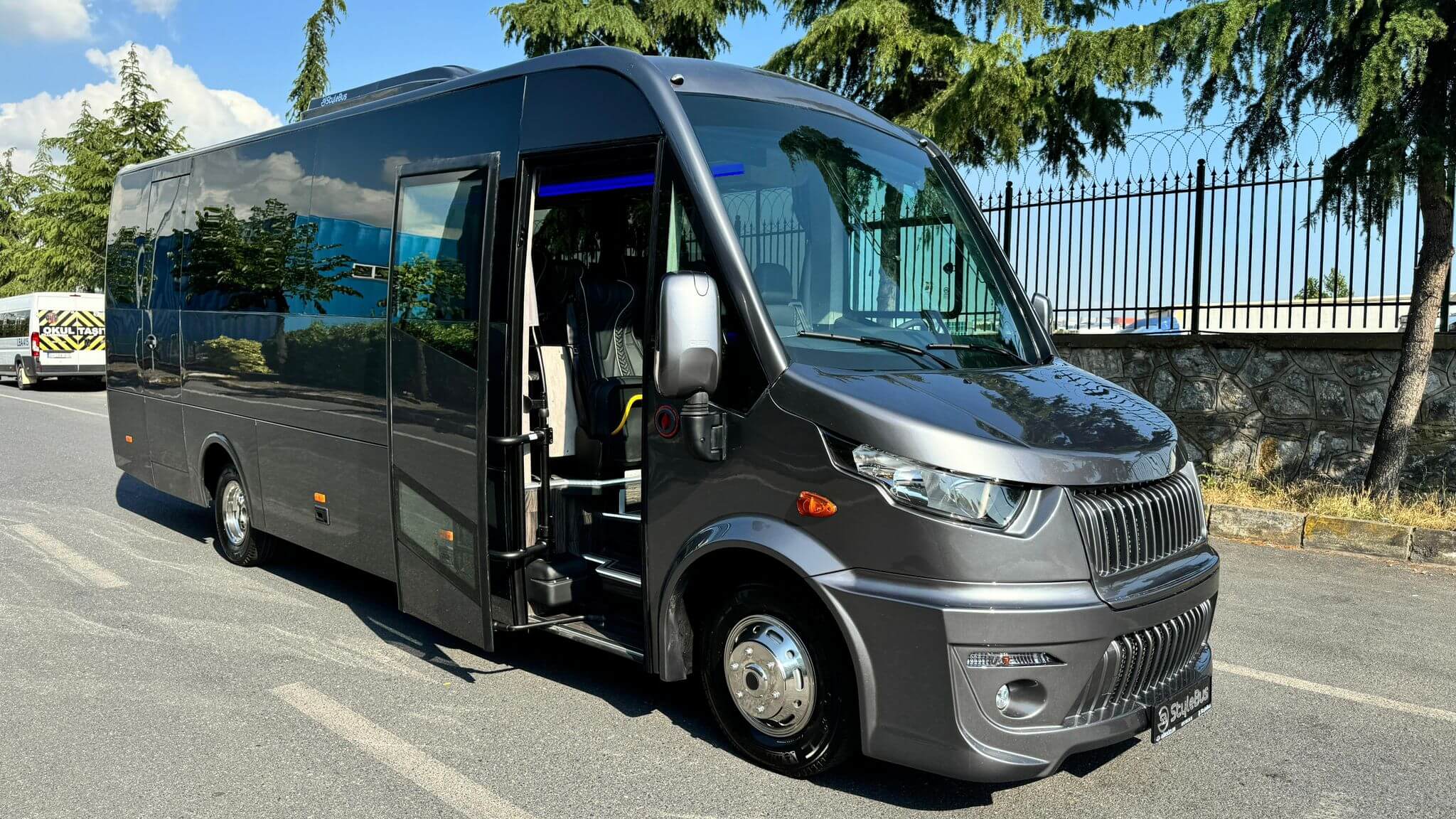 Hire a 30 seater Luxury VIP Coach (MERCEDES SPRINTER 2025) from Autonoleggio Amico di Morea Michele in TRENTO 