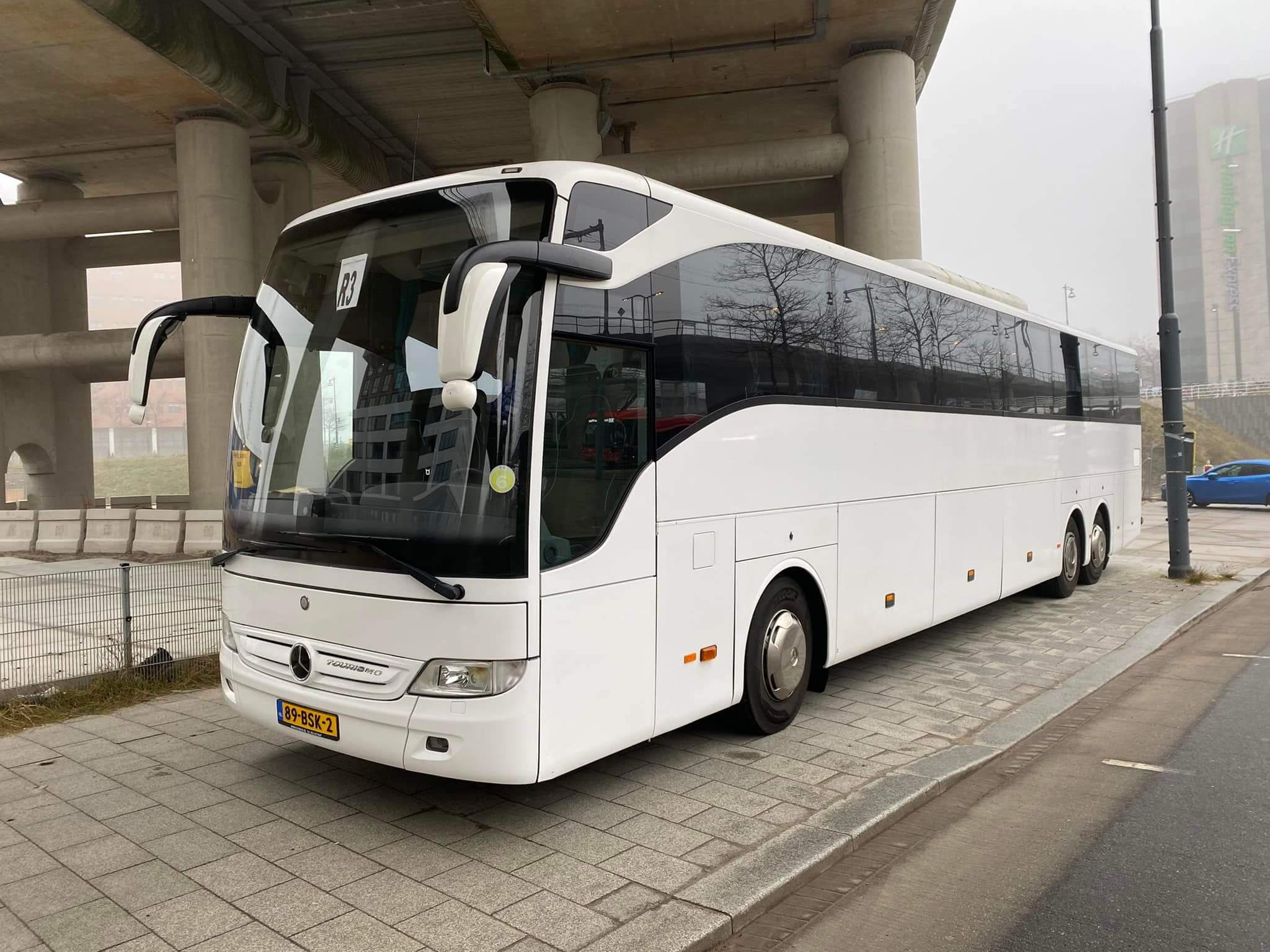 Huur een 63 seater Luxe touringcar (Mercedes  Tourismo 2018) van Coach Service Company in Schiedam 