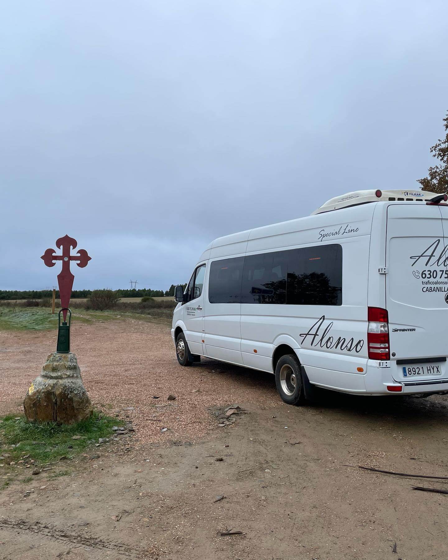 Alquila un 17 asiento Minibús (Mercedes Sprinter Special Line 2014) de Donato Alonso Barrio en Cabanillas Navarra 