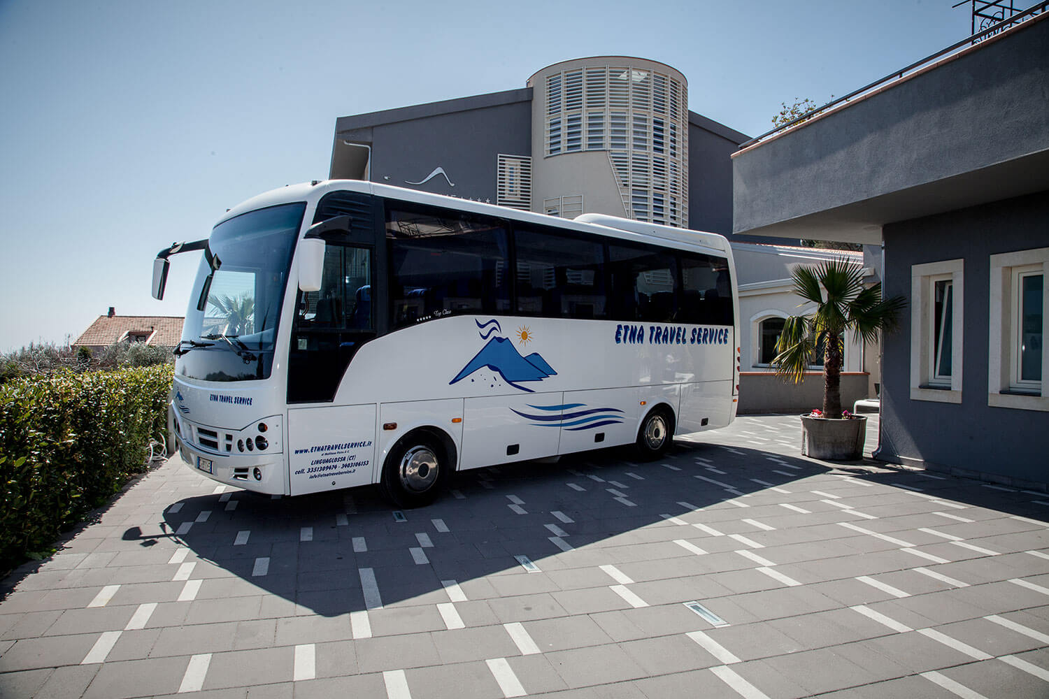 Hire a 31 seater Minibus  (ISUZU -MAN Harmony 2009) from Etna Travel Service snc in linguaglossa 