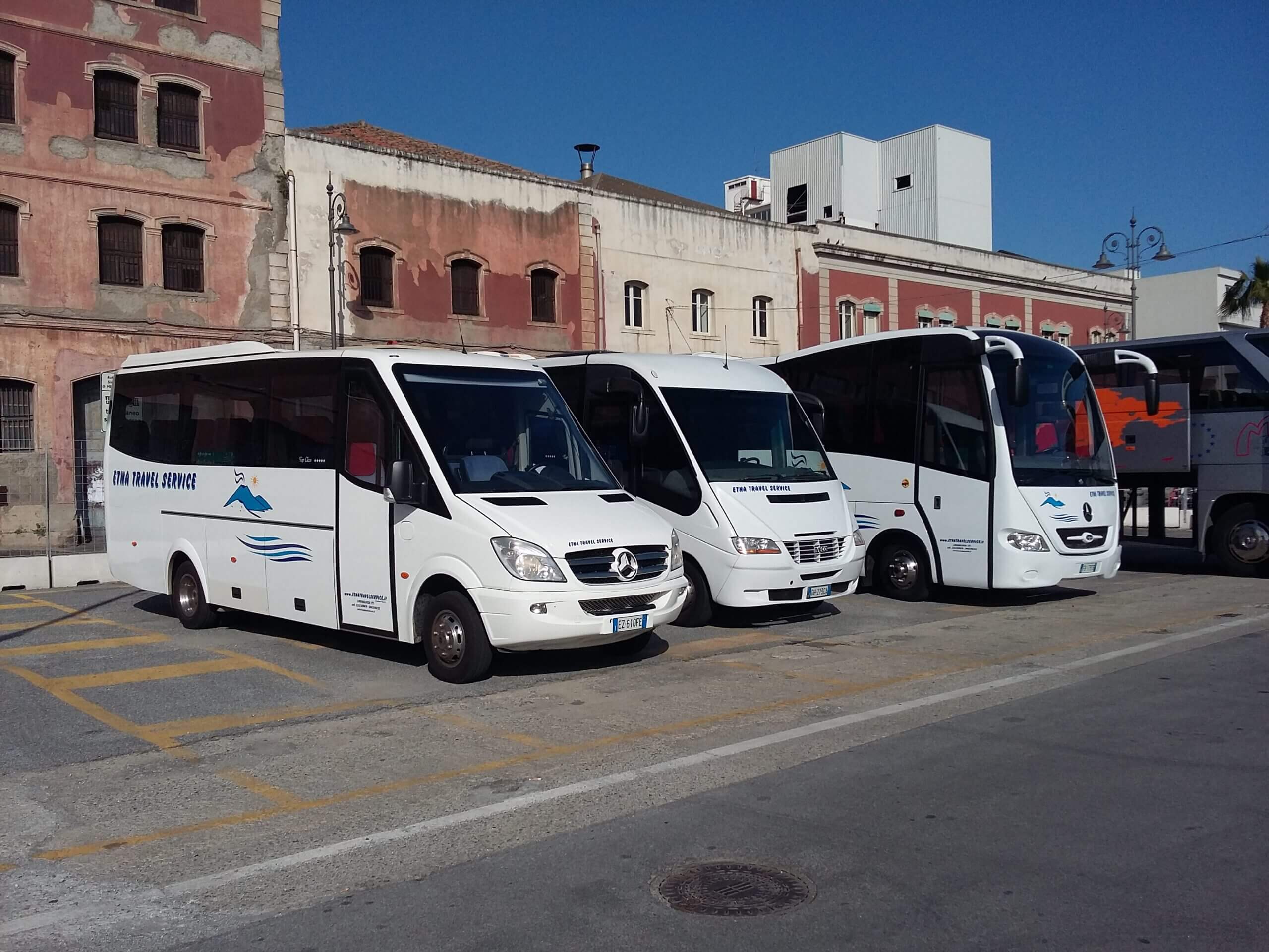 Rent a 31 seater Minibus  (ISUZU -MAN Harmony 2009) from Etna Travel Service snc from linguaglossa 