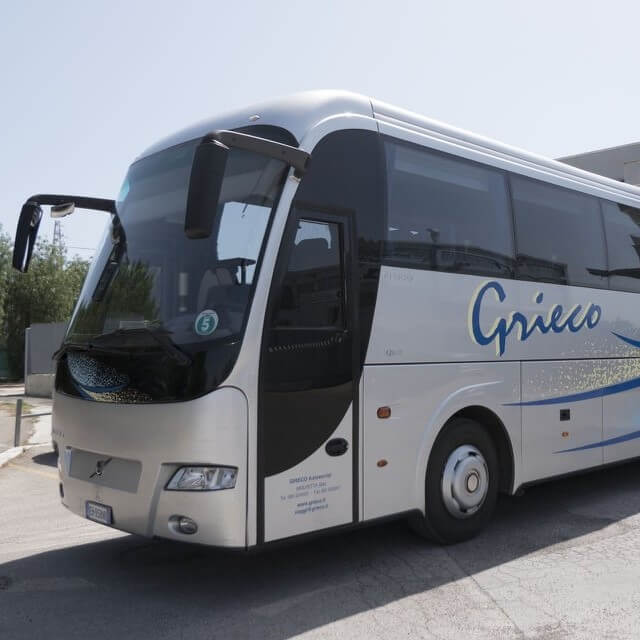 Hire a 54 seater Standard Coach (VOLVO  GENESIS 2016) from GRIECO AUTOSERVIZI S.N.C. DI GRIECO CORRADO & C. in MOLFETTA 