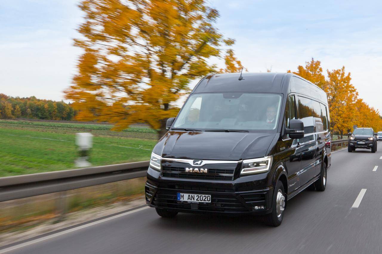 Mieten Sie einen 6 Sitzer Minivan (MAN . 2019) von HMR Busvermietung & Eventlogistik GmbH von Hamburg 