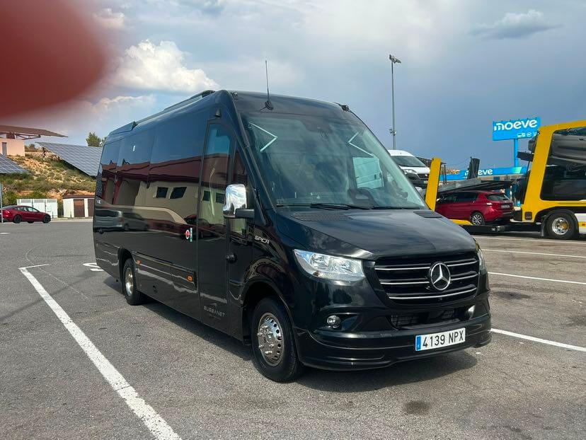 Hire a 19 seater Microbus (Mercedes Indcar Spica 2026) from Bus Banet in Madrid 