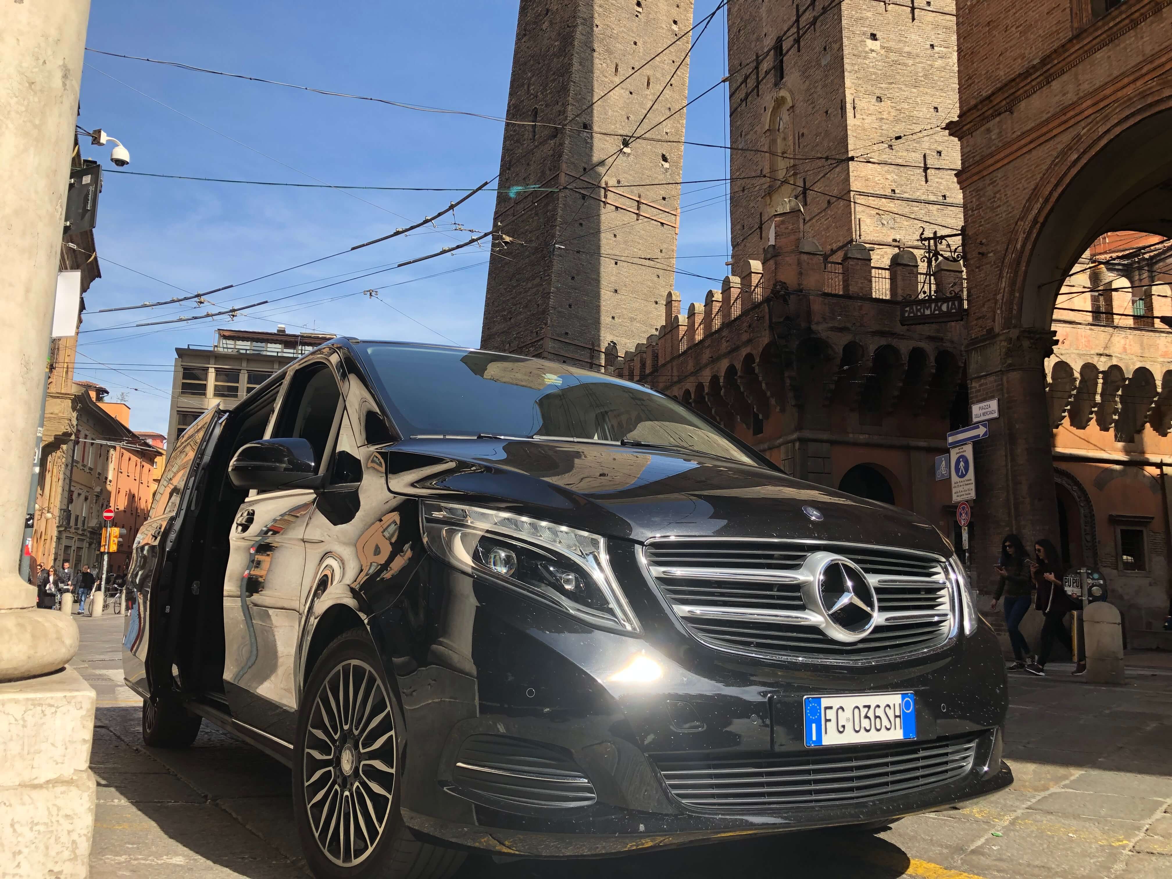 Rent a 7 seater Minivan (MERCEDES V CLASS 2017) from IMOLA BUS from IMOLA 