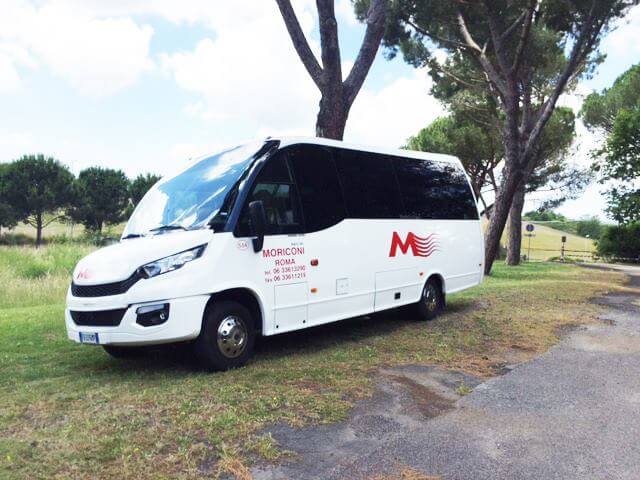 Alquila un 28 asiento Midibus (Iveco Wing 2016) de MORICONIBUS en ROMA 