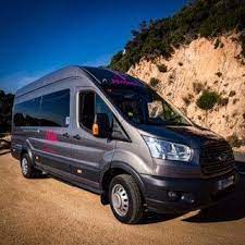Alquile un Minibús de 17 plazas Ford Transit 2019) de Minibuses Noa de Tossa de Mar 