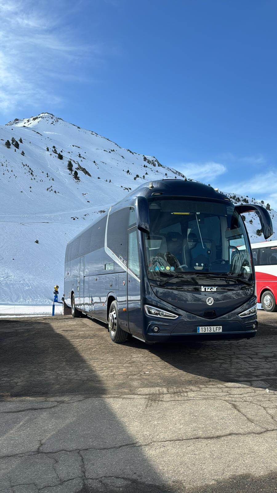 Hire a 55 seater Standard Coach (IRIZAR I6 IRIZAR I6 2018) from Bus Banet in Madrid 