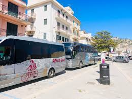 Rent a 20 seater Midibus (mercedes Sprinter 2018) from REALEBUS from BUCCHERI (SR)