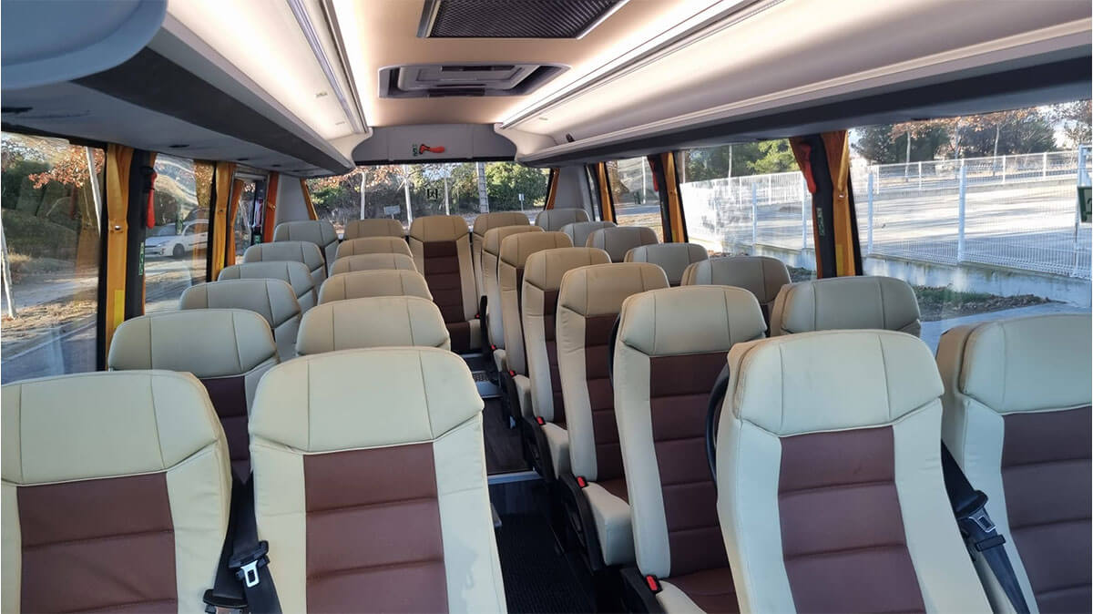 Rent a 28 seater Midibus (Mercedes Benz  Shaula 2026) from Van Heugten Tours from NOOTDORP 