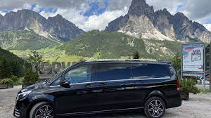 Alquila un 8 asiento Minibús (Mercedes Vito Tourer 2023) de Taxi Alta Badia en La Valle / Alta Badia 