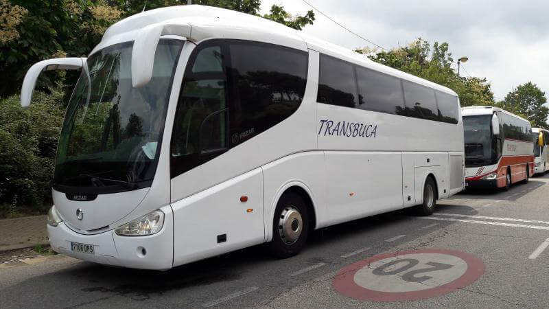 Mieten Sie einen 55 Sitzer Standard Reisebus (VOLVO  B12 2010) von Transbuca in Barcelona 