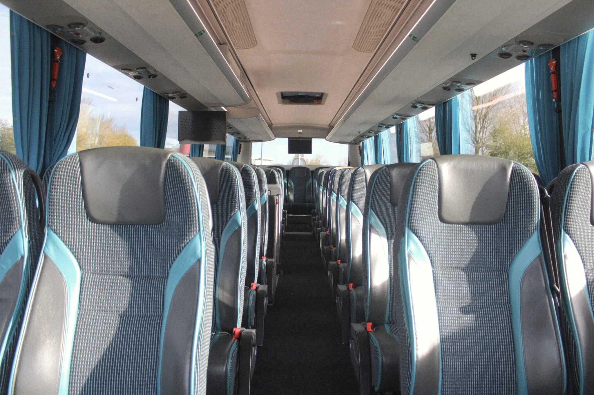 Huur een Standaard Bus -Touringcar (VDL Futura 2018) met 40 stoelen van Birwa Tours uit Damwald 