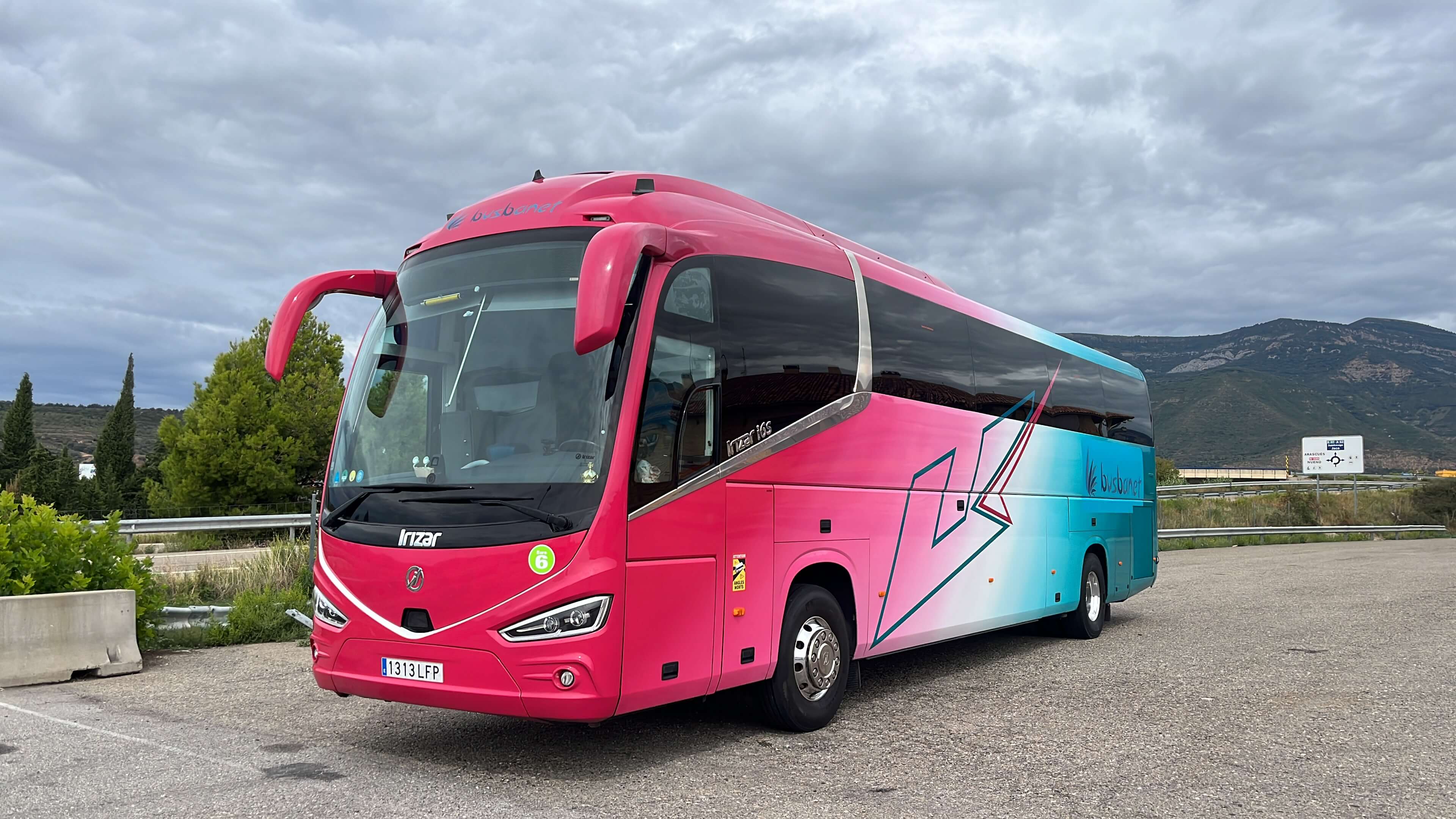 Noleggia un 55 posti a sedere Pullman VIP Lusso (IRIZAR I6 i6 2018) da Bus Banet a Madrid 