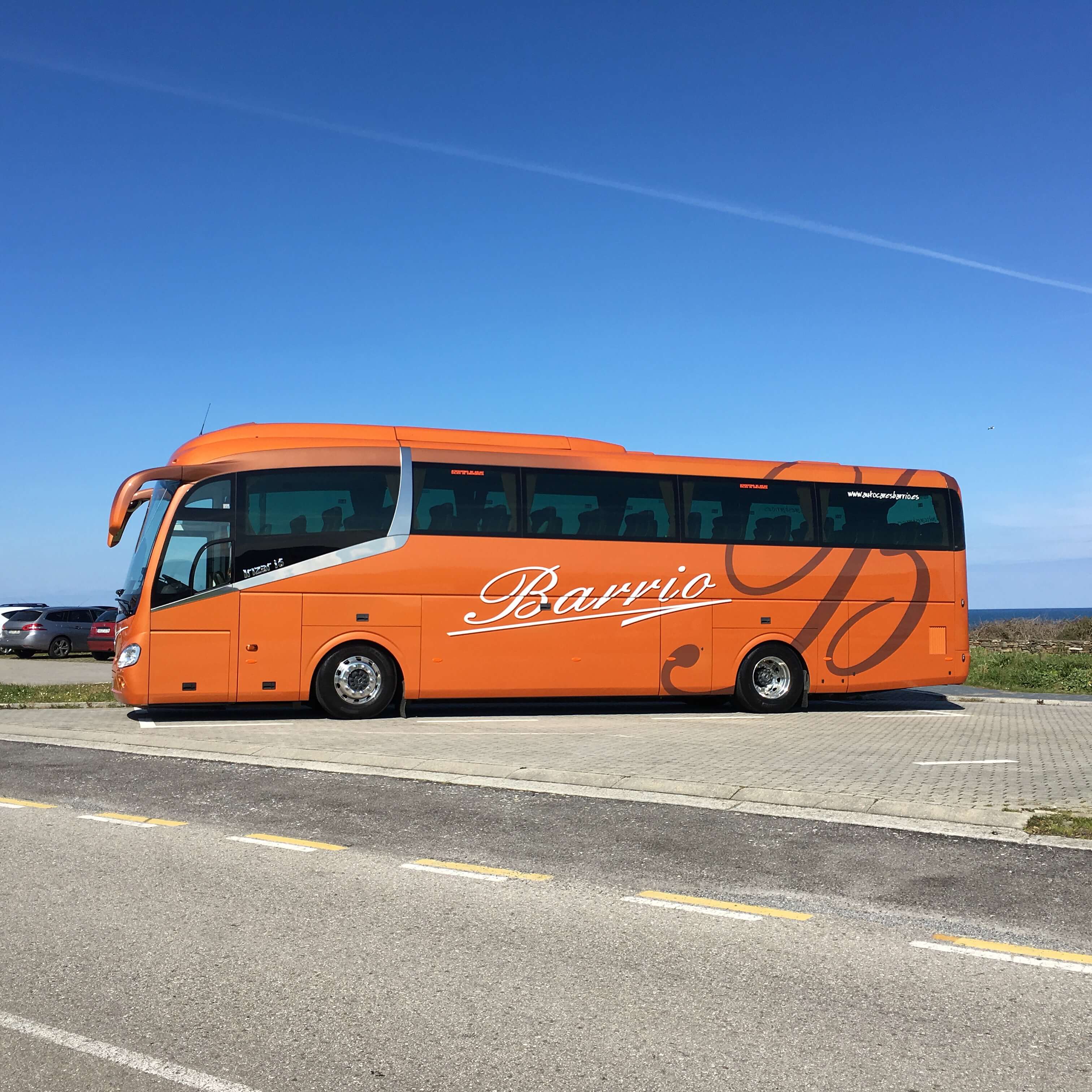 Alquila un 55 asiento Autocar Clase VIP (Mercedes-Benz Irizar i6 2022) de AUTOBUSES BARRIO en Ermua 