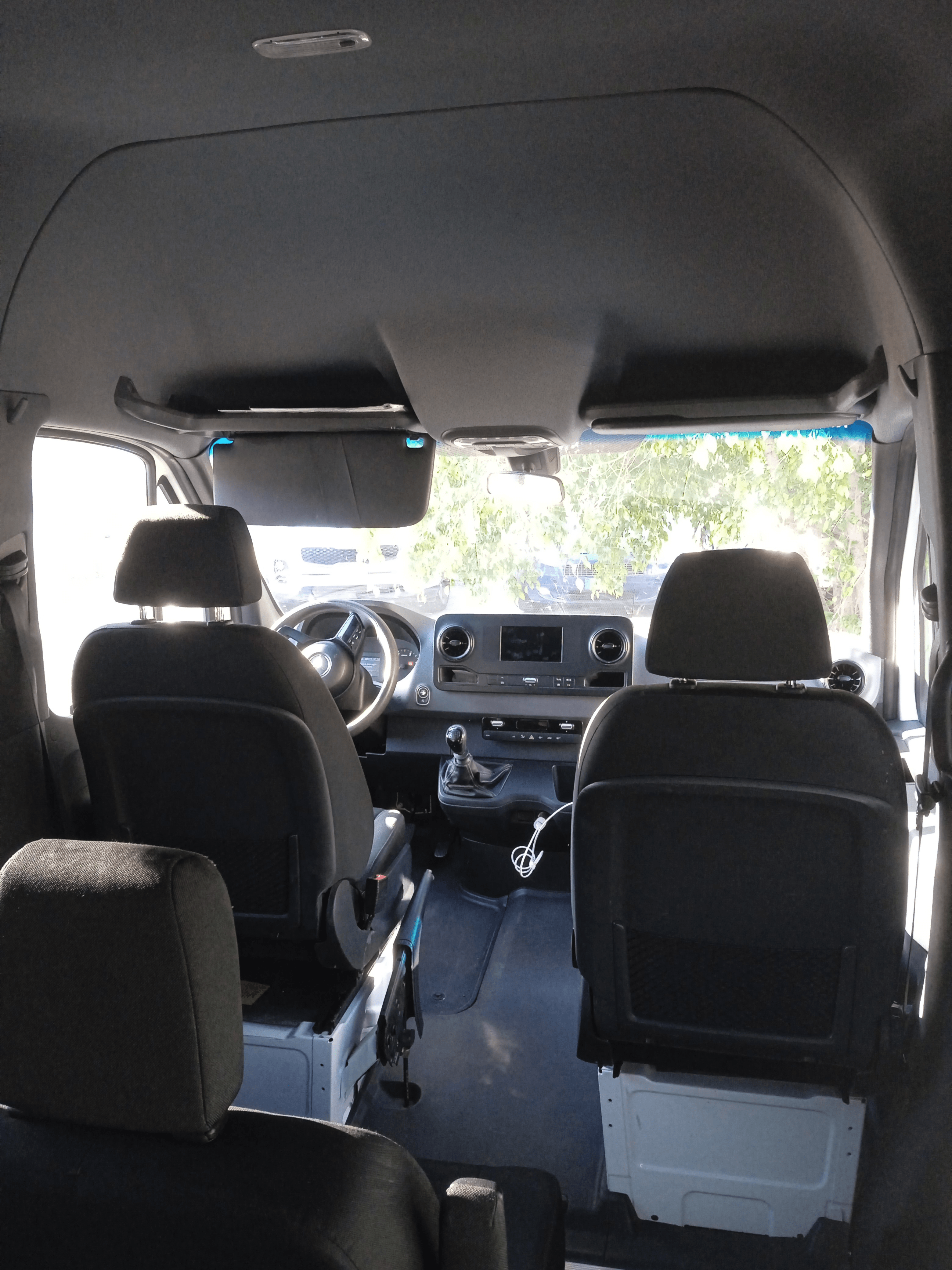 Noleggia un Minibus  8 posti Mercedes Sprinter 314 2019) da TAORMINA TAXI de Taormina 